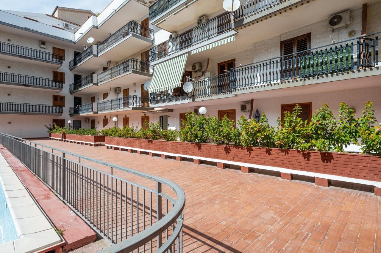 Appartamento Naxos Charming Penthouse With Swimming Pool X6 Giardini Naxos Esterno foto